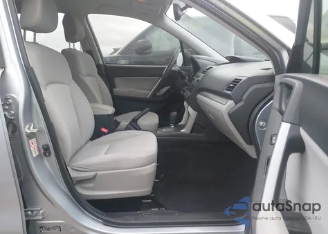 2015 Subaru Forester 2.5I z USA, uszkodzony, nr VIN JF2SJABC5FH429536